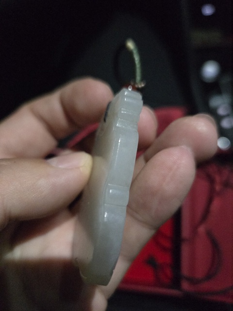 古玩玉器和田玉雕“平安無事”牌拍賣，當前價格1899元