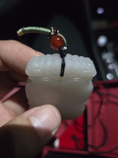 古玩玉器和田玉雕“平安無事”牌拍賣，當前價格1899元