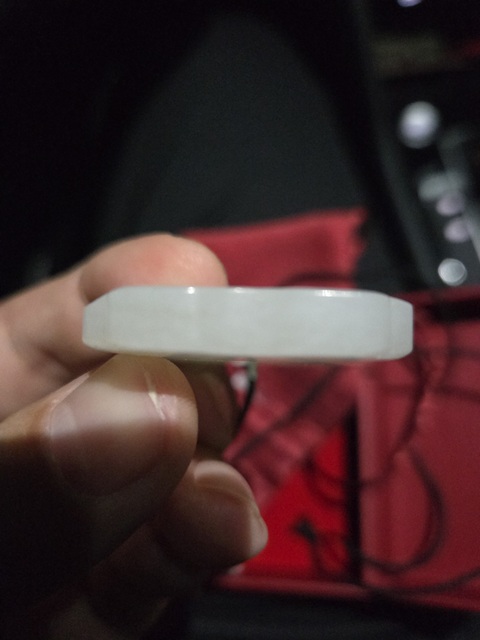 古玩玉器和田玉雕“平安無事”牌拍賣，當前價格1899元