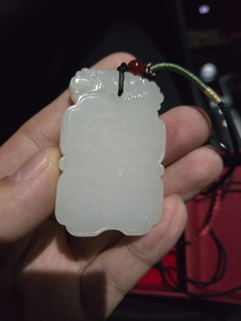 古玩玉器和田玉雕“平安無事”牌拍賣，當前價格1899元