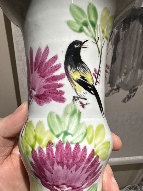 古玩陶瓷花鳥紋淺絳彩花觚真品鑒賞圖