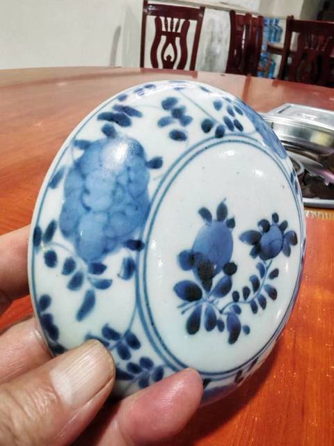 古玩陶瓷青花盒真品鑒賞圖