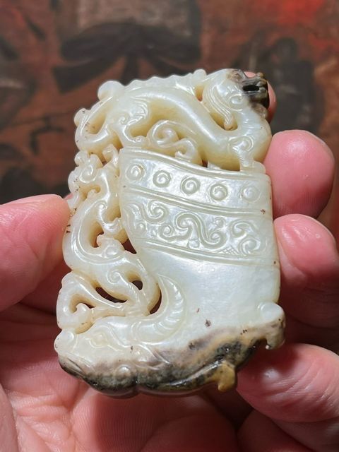 古玩玉器和田玉雙龍牛首佩真品鑒賞圖