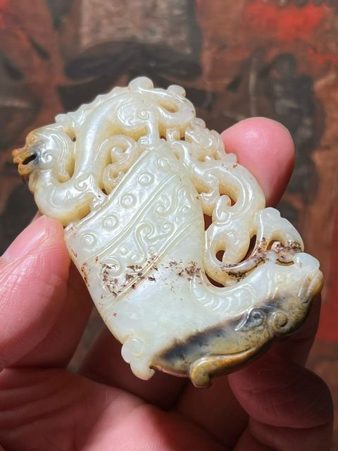 古玩玉器和田玉雙龍牛首佩真品鑒賞圖