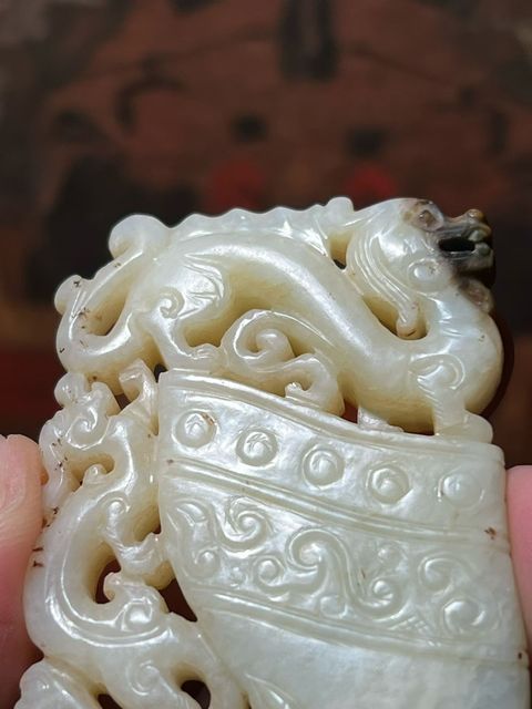 古玩玉器和田玉雙龍牛首佩真品鑒賞圖