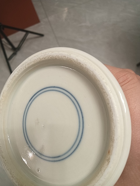 古玩陶瓷花鳥蝶紋青花觀音瓶真品鑒賞圖