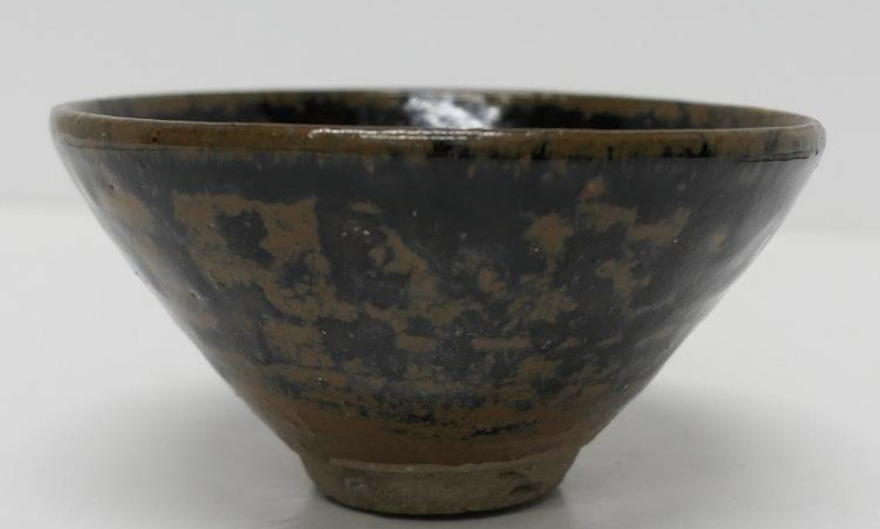 古玩陶瓷吉州窯黑釉茶盞真品鑒賞圖