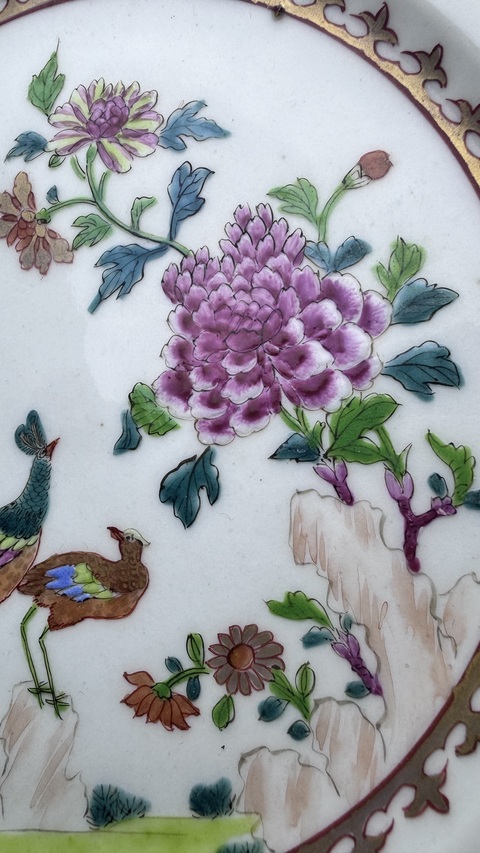 古玩陶瓷乾隆廣彩盤真品鑒賞圖