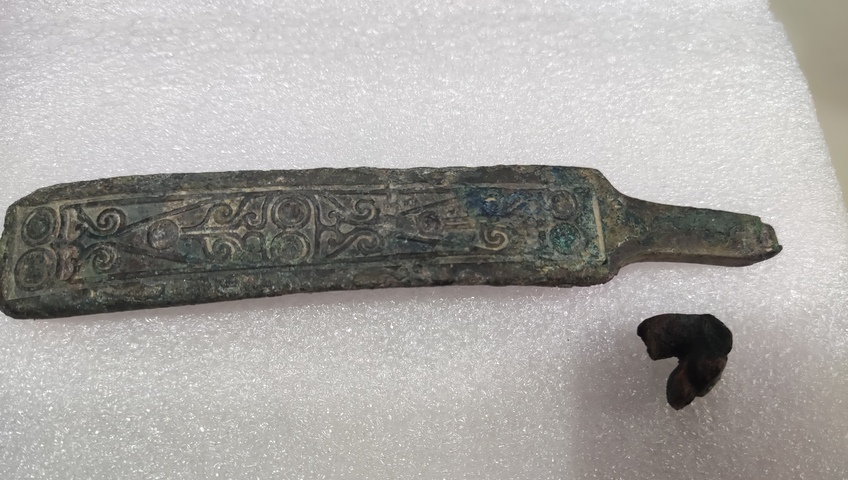 古玩銅器戰國晉系青銅帶鉤真品鑒賞圖