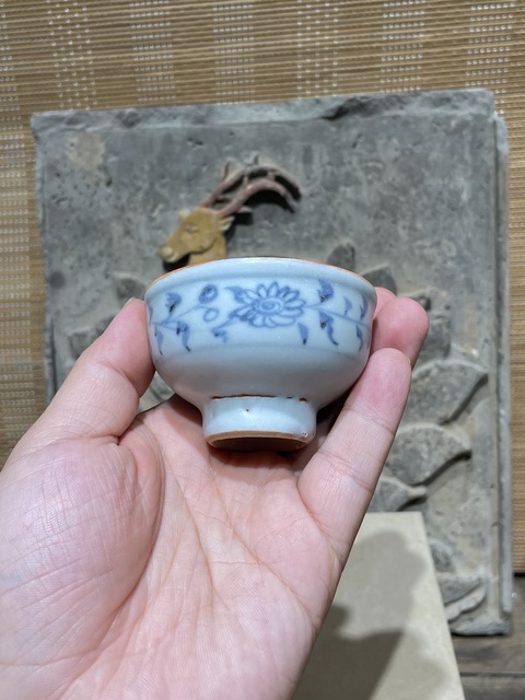 古玩陶瓷【元青花】元代.青花花卉紋杯拍賣，當前價格0元