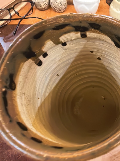 古玩陶瓷窯變黑釉罐真品鑒賞圖