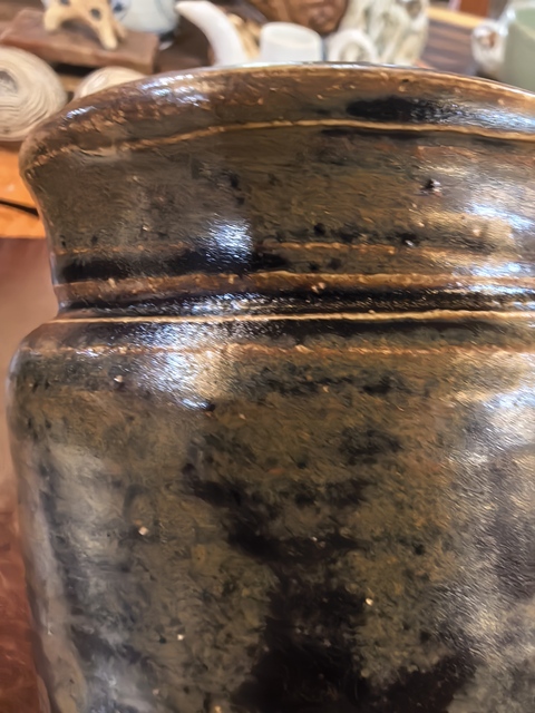 古玩陶瓷窯變黑釉罐真品鑒賞圖