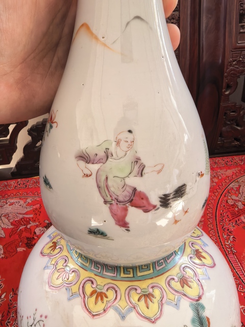 古玩陶瓷粉彩葫蘆瓶真品鑒賞圖