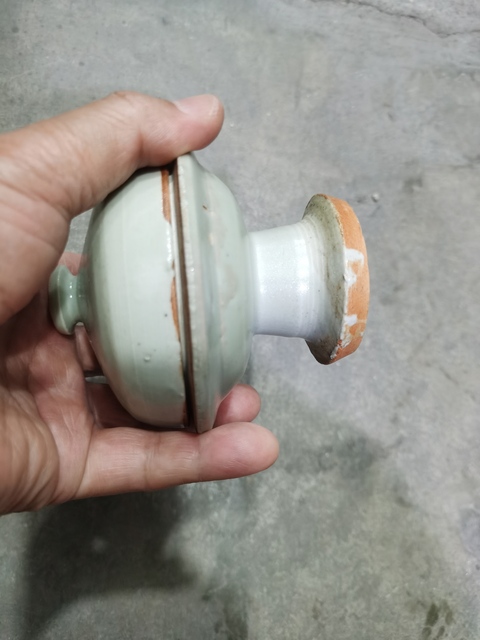 古玩陶瓷明代高足蓋盒真品鑒賞圖