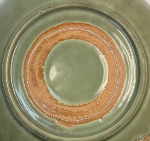 古玩陶瓷龍泉窯青釉盤真品鑒賞圖
