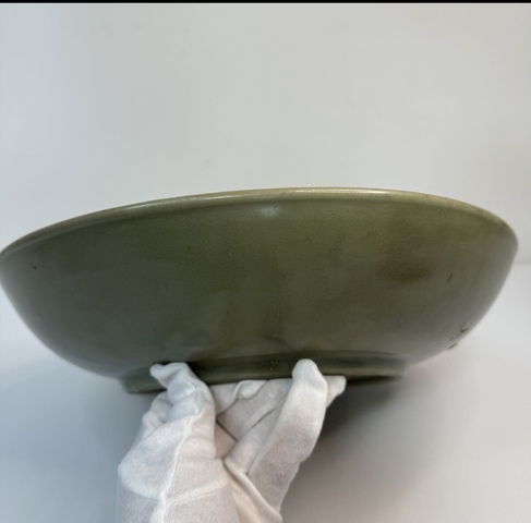 古玩陶瓷龍泉窯青釉盤真品鑒賞圖