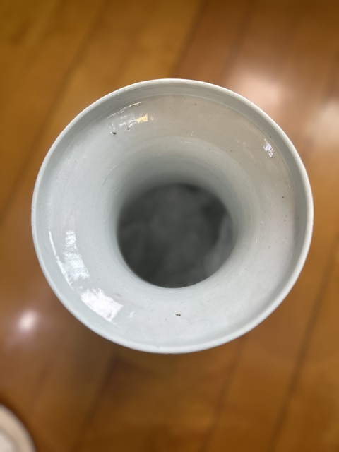 古玩陶瓷纏枝花囍字紋雙耳盤口瓶拍賣,當(dāng)前價(jià)格6600元