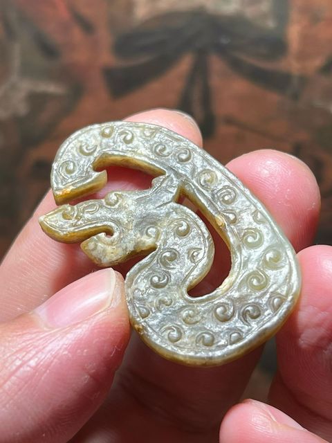 古玩玉器龍型玉佩真品鑒賞圖