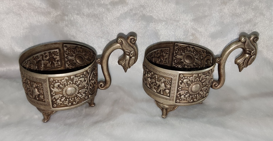 古玩字畫老銀浮雕龍耳對杯真品鑒賞圖