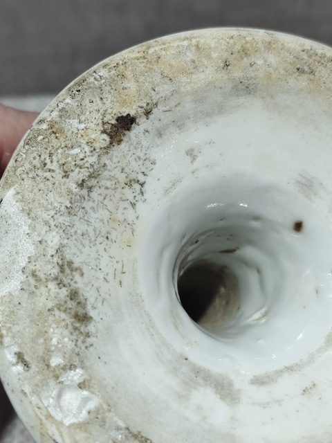 古玩陶瓷云龍紋燭臺真品鑒賞圖