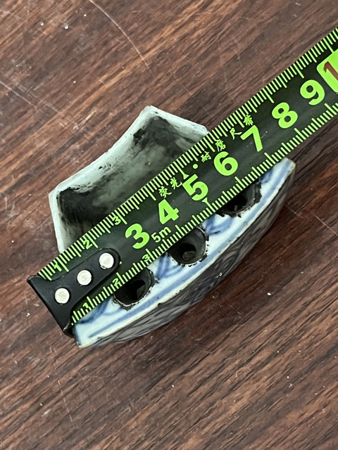 古玩陶瓷青花纏枝蓮紋筆插真品鑒賞圖