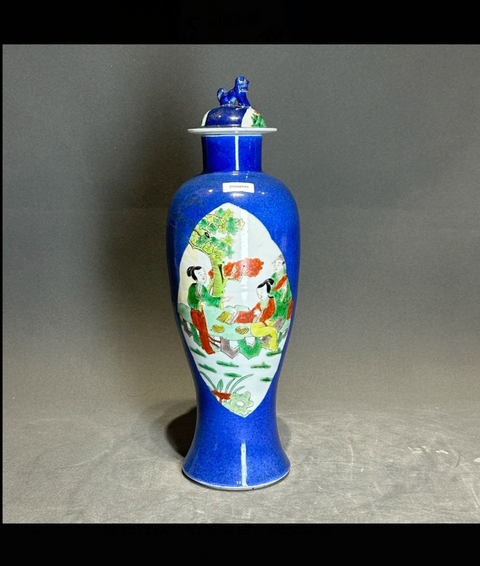 古玩陶瓷晚清灑藍開窗人物故事五彩瓶拍賣，當前價格3980元