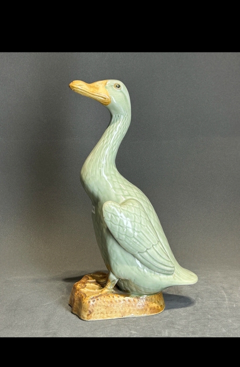 古玩陶瓷青瓷鴨擺件真品鑒賞圖