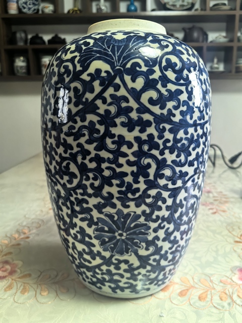 古玩陶瓷清光緒 青花纏枝蓮冬瓜罐真品鑒賞圖