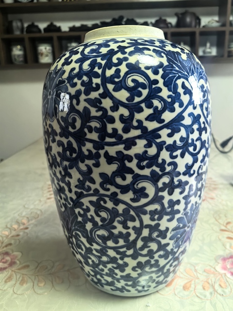 古玩陶瓷清光緒 青花纏枝蓮冬瓜罐真品鑒賞圖