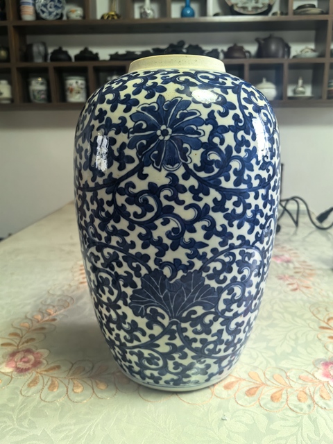 古玩陶瓷清光緒 青花纏枝蓮冬瓜罐真品鑒賞圖