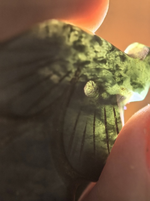 古玩玉器獨山玉雕“瓜果墜”真品鑒賞圖