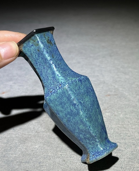 古玩陶瓷爐鈞釉方圣瓶真品鑒賞圖