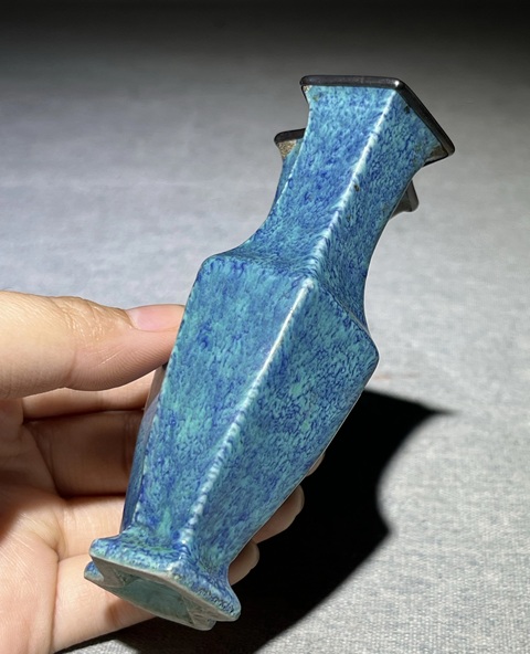 古玩陶瓷爐鈞釉方圣瓶真品鑒賞圖