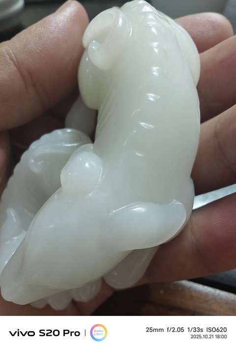 古玩玉器玉犬真品鑒賞圖