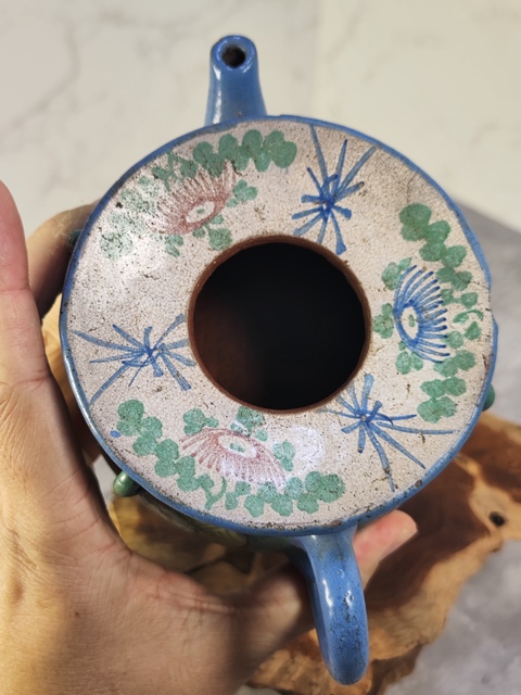 古玩陶瓷花卉紋紫砂加彩執(zhí)壺真品鑒賞圖