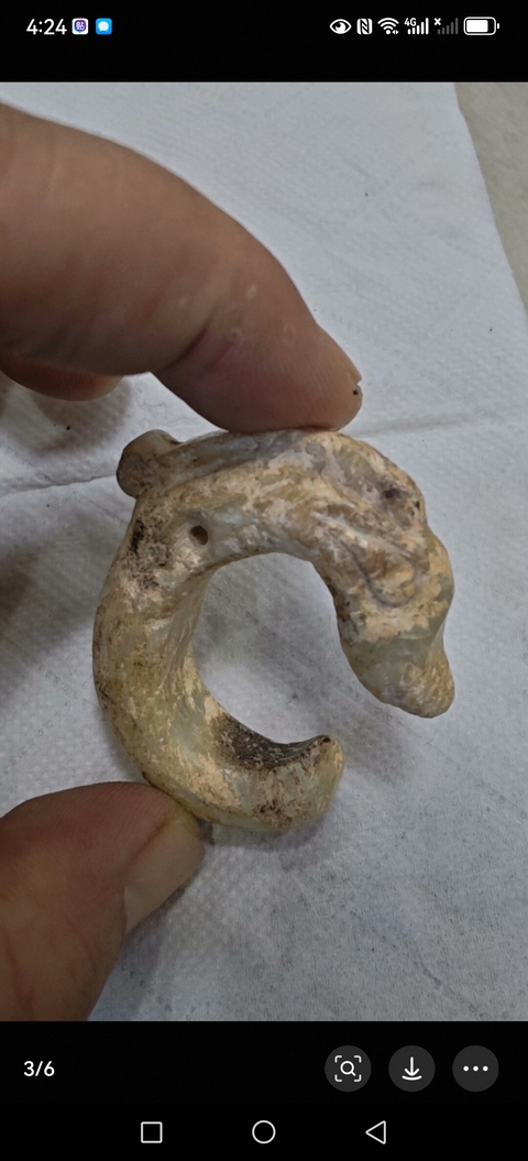 古玩玉器仿“紅山文化”c形龍真品鑒賞圖