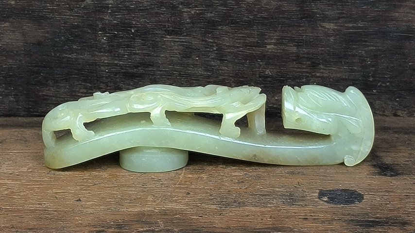 古玩玉器和田玉雕“蒼龍教子”帶鉤真品鑒賞圖