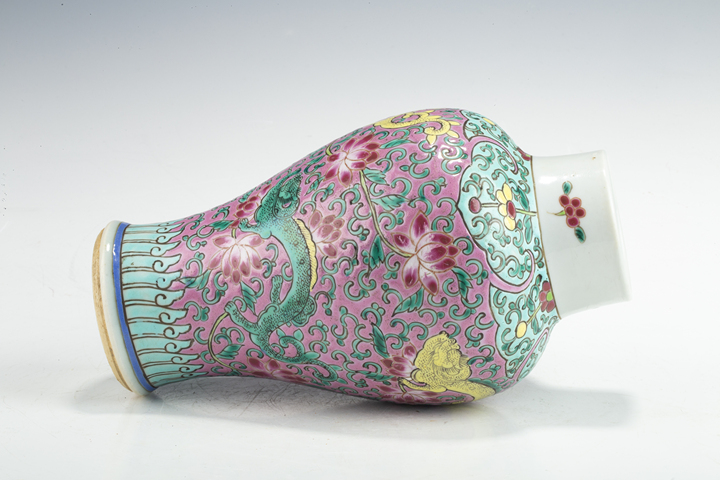 古玩陶瓷清中·粉彩穿花龍紋雞腿瓶真品鑒賞圖