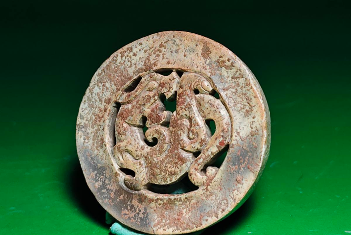 古玩玉器做舊仿古“龍紋玉璧”真品鑒賞圖