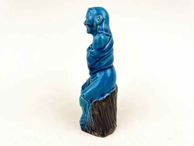 古玩陶瓷民國(guó)·孔雀藍(lán)加紫彩鐵拐李造像真品鑒賞圖