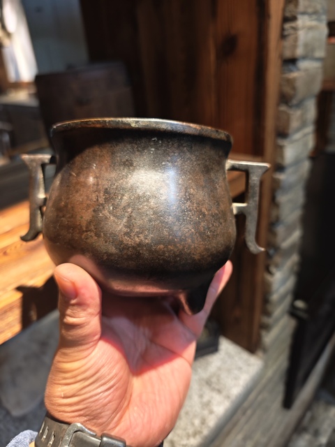 古玩銅器清早期深腹戟耳三足爐真品鑒賞圖