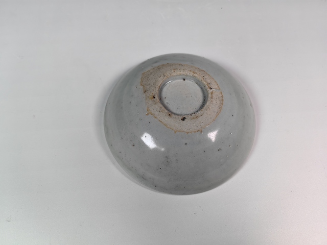 古玩陶瓷明中青花釉里紅魚藻紋敦式碗真品鑒賞圖