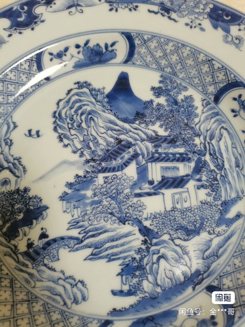 古玩陶瓷山水紋青花盤真品鑒賞圖