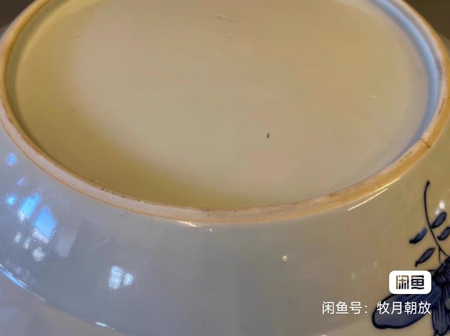 古玩陶瓷樓臺亭閣山水紋青花盤真品鑒賞圖