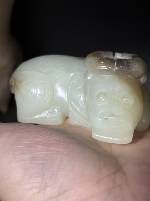 古玩玉器商代風格和田玉牛手把件拍賣，當前價格268元