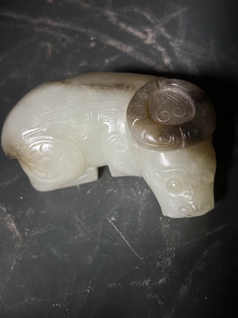 古玩玉器商代風格和田玉牛手把件拍賣，當前價格268元