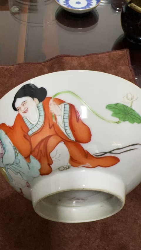 古玩陶瓷和合二仙彩繪碗真品鑒賞圖