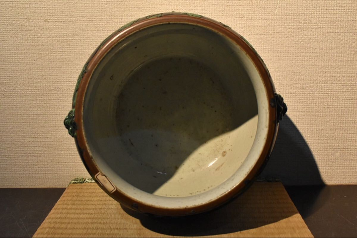 古玩陶瓷花卉紋罐真品鑒賞圖