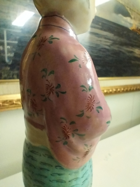 古玩陶瓷粉彩仕女人物造像真品鑒賞圖