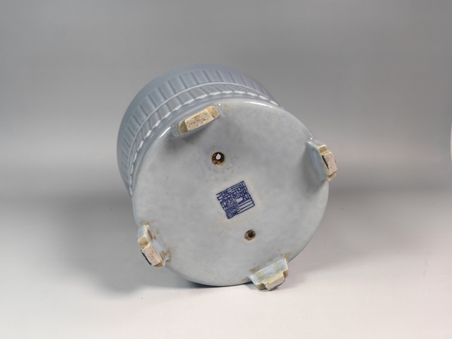 古玩陶瓷民國天藍釉竹節包袱紋花盆真品鑒賞圖